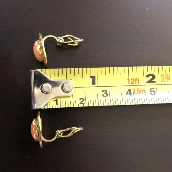 Vintage Small Gold and Pink Clip On Earrings - Picture 5 of 7